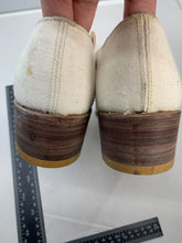 Load image into Gallery viewer, Original WW2 British Army Women's White Summer Shoes - ATS WAAF - Size 240s - The Militaria Shop