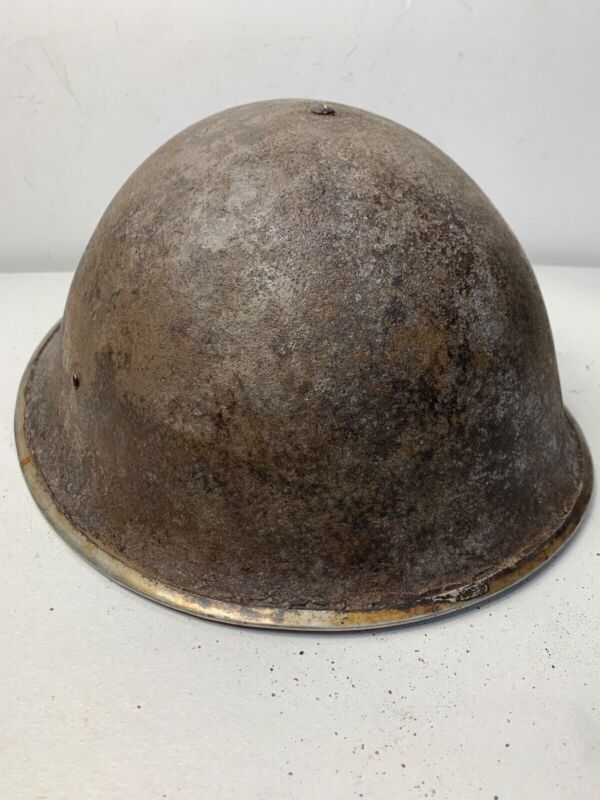 Mk3 Canadian / British Army Original WW2 Turtle Helmet High Rivet - The Militaria Shop