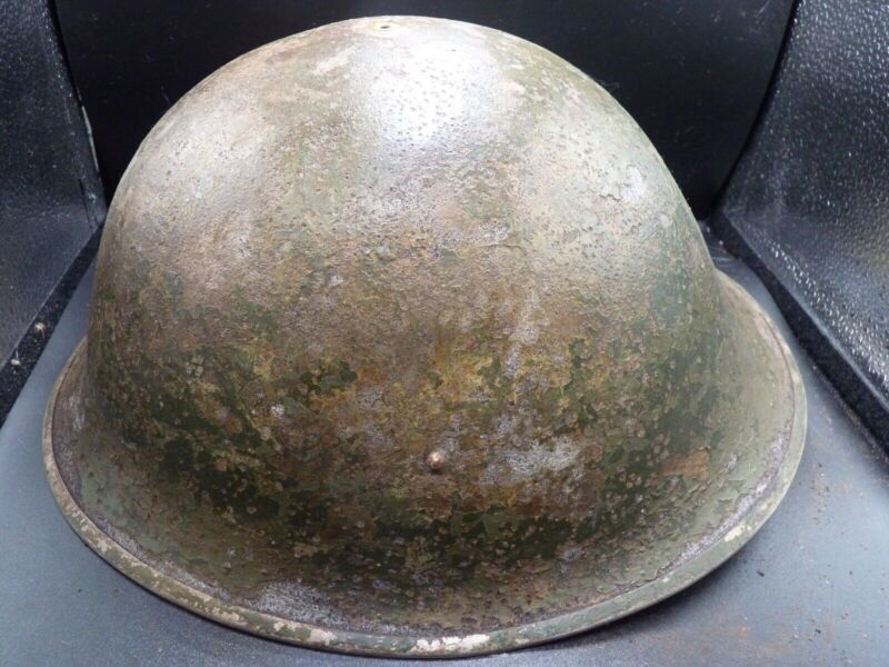 Mk3 Canadian / British Army Original WW2 Turtle Helmet High Rivet - The Militaria Shop
