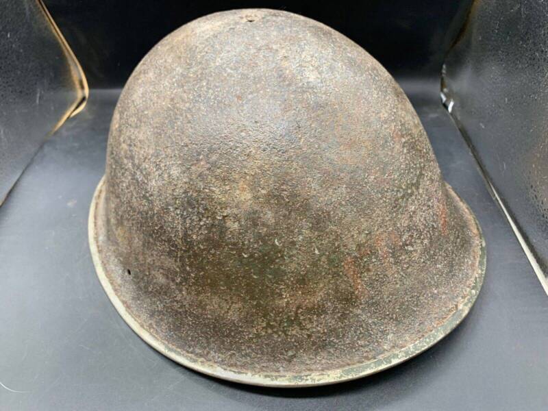 Original WW2 Onwards (1945-1952) British Army Mk4 Turtle Helmet - The Militaria Shop