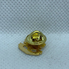 Load image into Gallery viewer, Scottish Highlanders - NEW British Army Military Cap/Tie/Lapel Pin Badge #110 - The Militaria Shop