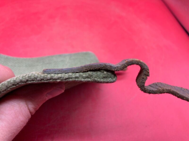 Original British Army Soldiers Gaiter Spat 37 Pattern Webbing (Single) - The Militaria Shop