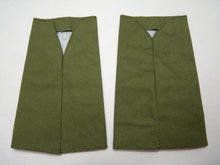 Lade das Bild in den Galerie-Viewer, QRH Royal Horse OD Green Rank Slides / Epaulette Pair Genuine British Army - NEW - The Militaria Shop