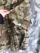 Lade das Bild in den Galerie-Viewer, Genuine British Army MTP Camo Combat Jacket - 170/88 - The Militaria Shop