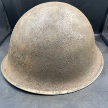 Lade das Bild in den Galerie-Viewer, British / Canadian Army WW2 Mk3 Turtle Helmet - Original WW2 Helmet - The Militaria Shop