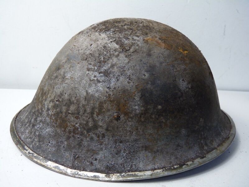 Mk3 Canadian / British Army Original WW2 Turtle Helmet High Rivet - The Militaria Shop