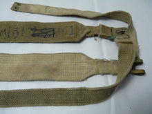 Charger l'image dans la galerie, Original WW2 Pattern British Army L Straps Pair - 37 Pattern Webbing Haversack - The Militaria Shop