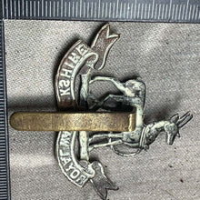 Load image into Gallery viewer, Original WW2 British Army Cap Badge - Royal Warwickshire Regiment - The Militaria Shop