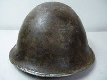Charger l'image dans la galerie, Original WW2 British / Canadian Army Mk3 High Rivet Turtle Army Combat Helmet - The Militaria Shop