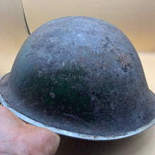 Charger l'image dans la galerie, Original WW2 British / Canadian Army Mk3 High Rivet Turtle Army Combat Helmet - The Militaria Shop