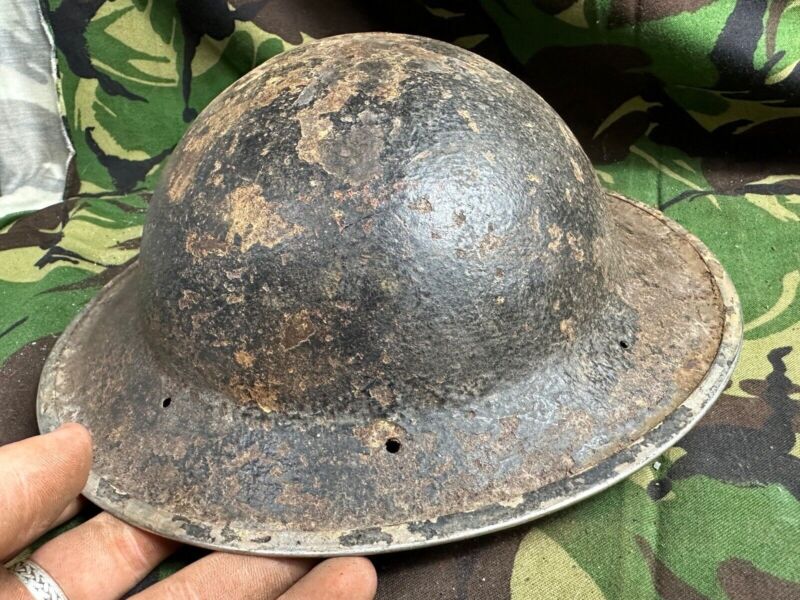 British Army Mk2 Brodie Helmet - Original WW2 - South African Manufactured - The Militaria Shop