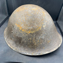 Charger l'image dans la galerie, British / Canadian Army WW2 Mk3 Turtle Helmet - Original WW2 Helmet - The Militaria Shop