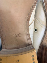 Load image into Gallery viewer, Original WW2 British Army Women's White Summer Shoes - ATS WAAF - Size 240s - The Militaria Shop