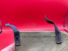 Lade das Bild in den Galerie-Viewer, Original British Army Soldiers Gaiter Spat 37 Pattern Webbing (Single) - The Militaria Shop