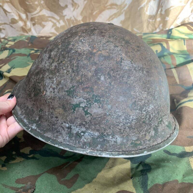 Original WW2 British / Canadian Mk3 Army Combat Turtle Helmet - The Militaria Shop