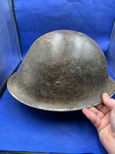 Load image into Gallery viewer, WW2 Canadian / British Army Mk3 Turtle Helmet Original - The Militaria Shop