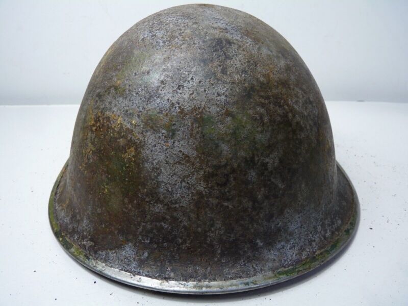 Mk3 Canadian / British Army Original WW2 Turtle Helmet High Rivet - The Militaria Shop