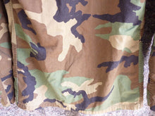 Charger l'image dans la galerie, Genuine US Army Camouflaged BDU Battledress Uniform - 33 to 37 Inch Chest - The Militaria Shop