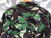 Load image into Gallery viewer, Size 160/96 - Vintage British Army DPM Lightweight Combat Jacket Smock - The Militaria Shop