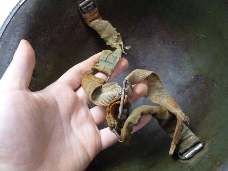 Original WW2 British / Canadian Army Mk3 High Rivet Turtle Army Combat Helmet - The Militaria Shop