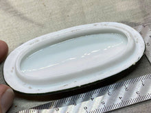 Load image into Gallery viewer, Original Victorian Crested China Ware Ornament / Lid - RYDE - Isle of Wight - The Militaria Shop