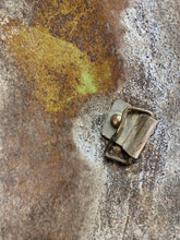 Charger l'image dans la galerie, Original WW2 British / Canadian Army Mk3 Turtle Helmet - The Militaria Shop