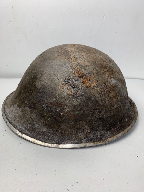 Mk3 Canadian / British Army Original WW2 Turtle Helmet High Rivet - The Militaria Shop