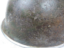 Load image into Gallery viewer, Original Mk3 Canadian / British Army WW2 Turtle Helmet High Rivet - The Militaria Shop