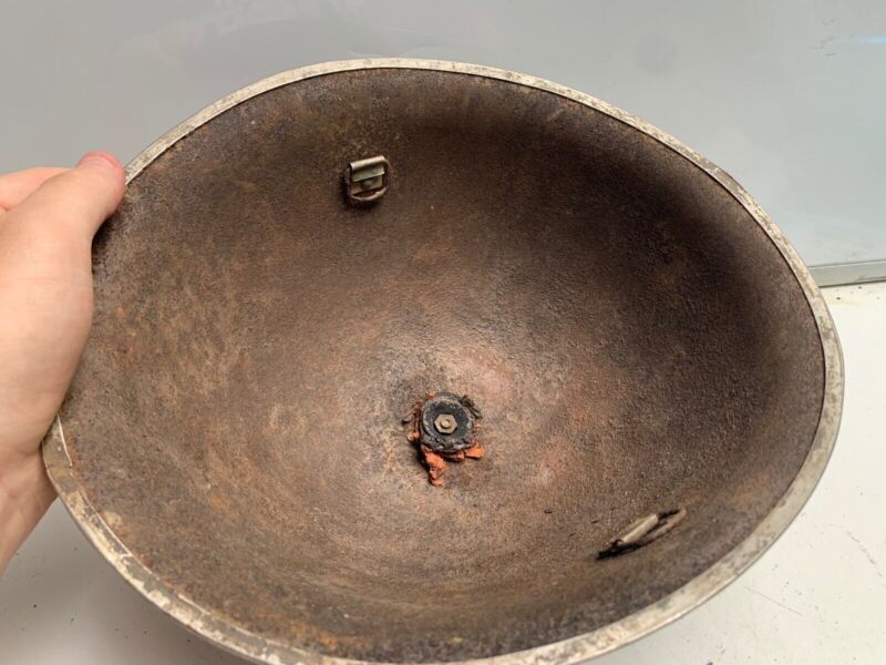 Original WW2 Canadian / British Army MK3 Turtle Helmet - Untouched Original!!! - The Militaria Shop