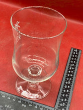 Load image into Gallery viewer, British Army Gurkha XXXI Regiment Engraved Glass Goblet. Lion, Sphinx and Tree. - The Militaria Shop