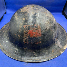 Load image into Gallery viewer, Original WW2 British Army Mk2 Brodie Combat Helmet - Divisional Sign - The Militaria Shop