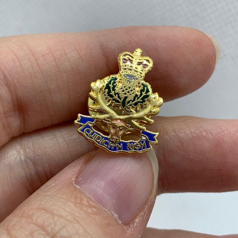 Scottish Highlanders - NEW British Army Military Cap/Tie/Lapel Pin Badge #110 - The Militaria Shop