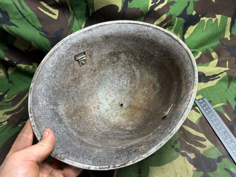 British / Canadian Army Mark 3 Turtle Helmet - Original WW2 Combat Helmet - The Militaria Shop