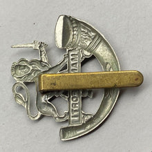 Load image into Gallery viewer, WW1 / WW2 British Army Herefordshire Light Infantry White Metal Cap Badge. - The Militaria Shop