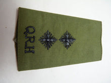Lade das Bild in den Galerie-Viewer, QRH Royal Horse OD Green Rank Slides / Epaulette Pair Genuine British Army - NEW - The Militaria Shop