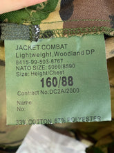 Lade das Bild in den Galerie-Viewer, Genuine British Army DPM Lightweight Combat Jacket - Size 160/88 - The Militaria Shop