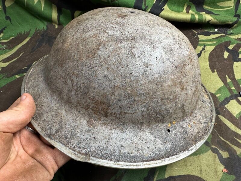 British Army Mk2 Brodie Helmet - Original WW2 - South African Manufactured - The Militaria Shop