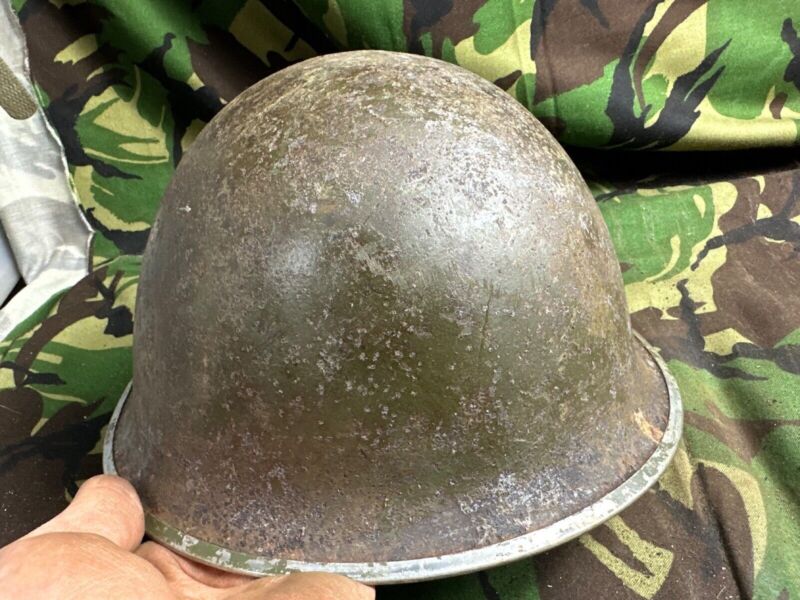 British / Canadian Army Mark 3 Turtle Helmet - Original WW2 Combat Helmet - The Militaria Shop