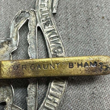 Load image into Gallery viewer, Original WW2 British Army Cap Badge - 3rd The King's Own Hussars - The Militaria Shop