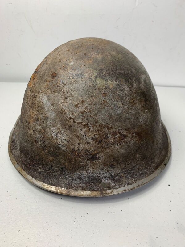 Mk3 Canadian / British Army Original WW2 Turtle Helmet High Rivet - The Militaria Shop