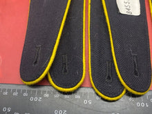 Charger l'image dans la galerie, Original Army Epaulettes / 3 Pairs Unissued - The Militaria Shop