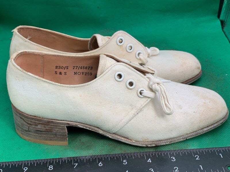 Original WW2 British Army Women's White Summer Shoes - ATS WAAF - Size 230s - The Militaria Shop