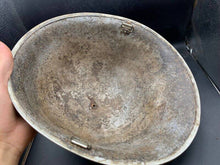 Load image into Gallery viewer, Original WW2 Onwards (1945-1952) British Army Mk4 Turtle Helmet - The Militaria Shop