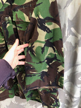 Load image into Gallery viewer, Size 160/96 - Vintage British Army DPM Lightweight Combat Jacket Smock - The Militaria Shop