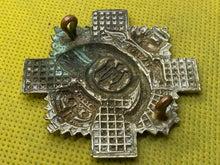 Charger l'image dans la galerie, British Army - Highland Light Infantry Regiment KC Cap Badge - The Militaria Shop