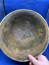 Charger l'image dans la galerie, WW2 Canadian / British Army Mk3 Turtle Helmet Original - The Militaria Shop