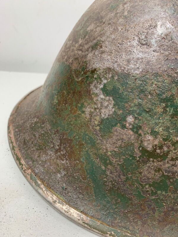 Mk3 Canadian / British Army Original WW2 Turtle Helmet High Rivet - The Militaria Shop