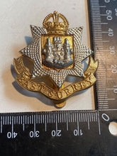 Load image into Gallery viewer, Original WW1 / WW2 British Army East Surrey Cap Badge - The Militaria Shop