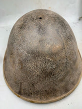 Charger l'image dans la galerie, Original WW2 British / Canadian Army Mk3 Turtle Combat Helmet - The Militaria Shop