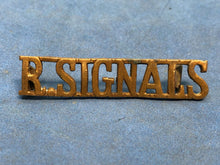 Load image into Gallery viewer, Original WW2 Brass British Army Shoulder Title Royal Signals - The Militaria Shop